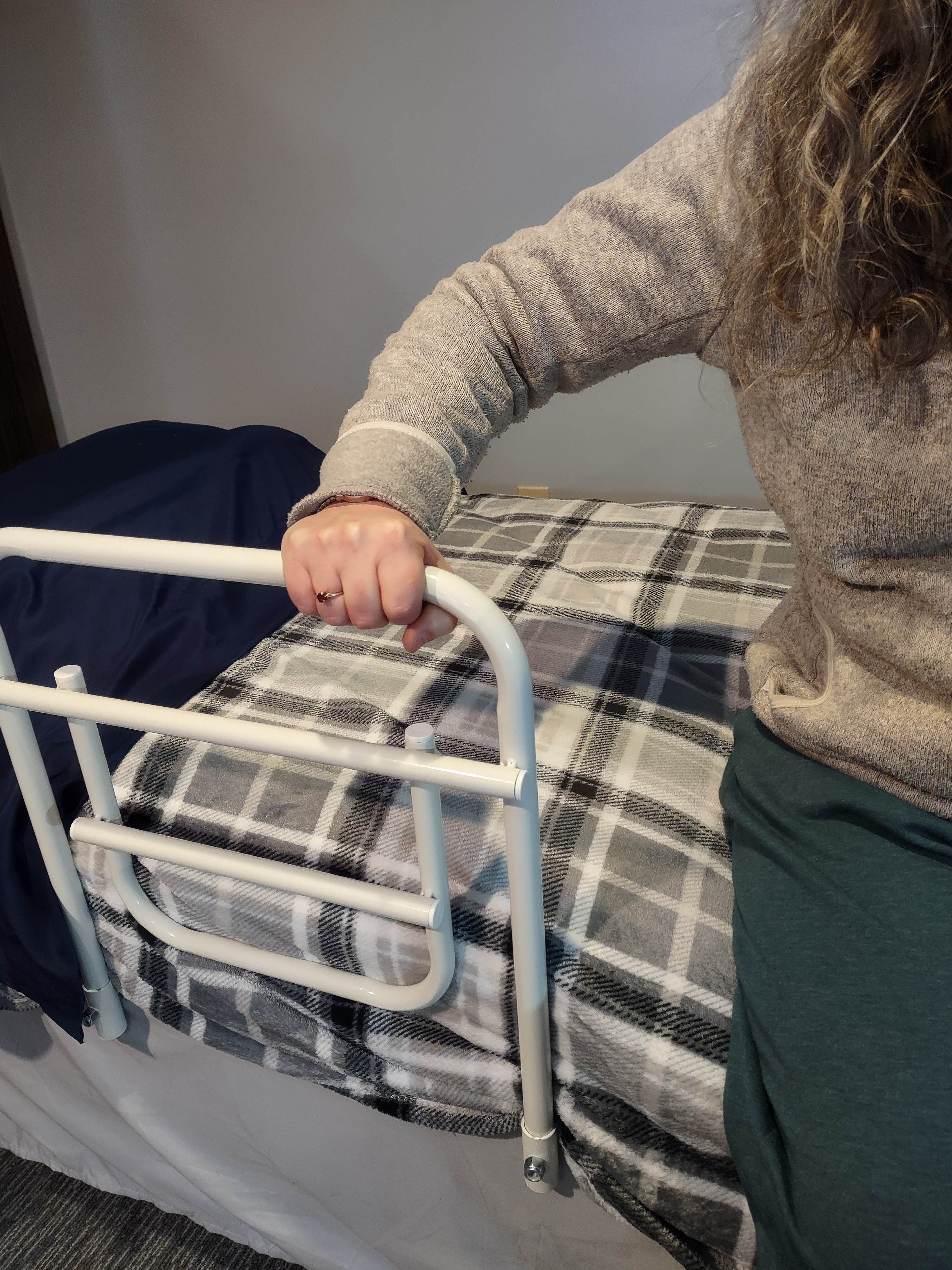 Bed Rail 18 Inch Security Bed Rail Metal & Mobility Products, Inc.